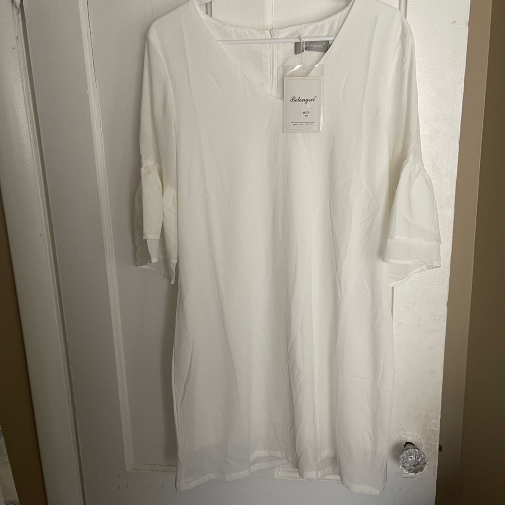 Basic white dress (size M) with back zipper